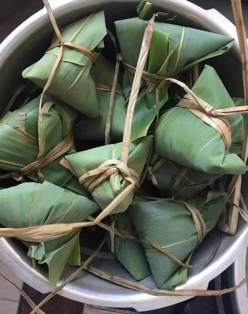 九点半9点半澳彩资料和谁把屈原包粽子里了与屈原扔粽子